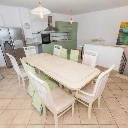 Ozzi With 9 Bedrooms&private Pool Villa *