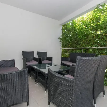 וילה Ozzi With 9 Bedrooms & Private Pool *