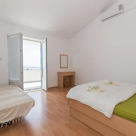 Ozzi With 9 Bedrooms & Private Pool Villa